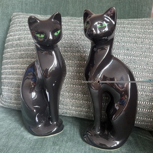 Pair vintage deco - of, style