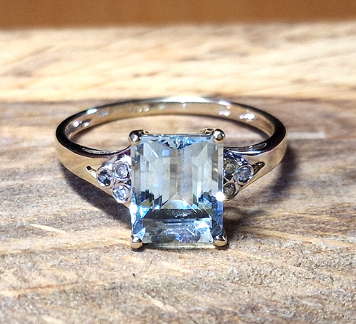 Massive aquamarine diamonds - &,