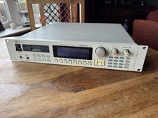 Akai S3000XL Midi Stereo Digital Sampler