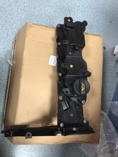 CYLINDER HEAD ROCKER COVER &