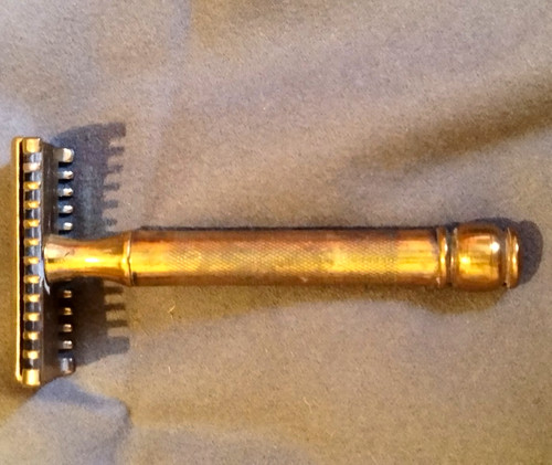 Gillette new rare pins - gillette,