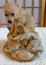 Vintage Teviotdale figurine:  Polar Bear by D Edlmann, 10.5cm. VGC