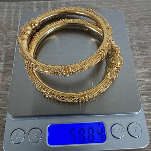 22ct gold bangle set 58g - set,