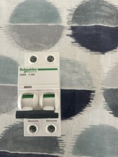 Schneider 32A Curve C 10kA