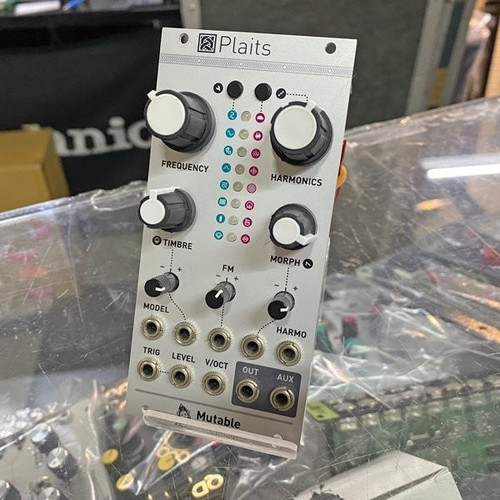 Mutable instruments plaits - mutable,
