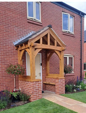 Solid Oak Porch Kit – Curved Front + Side Braces – Handcrafted Timber Frame