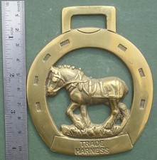 KB Brass: Heavy Horse in Horse Shoe, Titled "Trade Harness" , Free P&P, shire