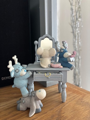 Blue nose friend dressing - friend,