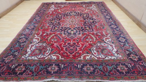Large carpet rug wool vintage - carpet,