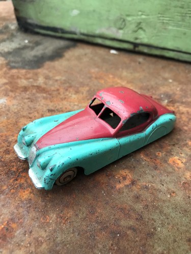 Vintage dinky jaguar 157 - vintage,