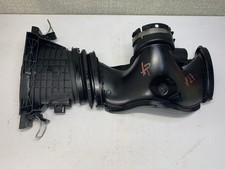 Mercedes-Benz E W212 2011 turbo air intake inlet pipe hose A6420900142