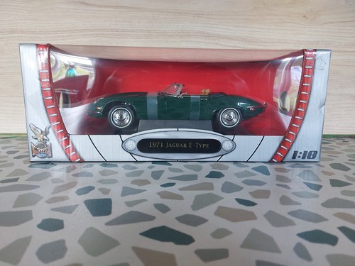 Road signature diecast - road,