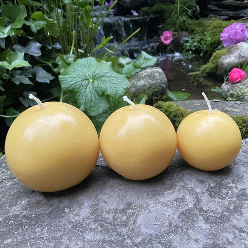 Giant smooth sphere beeswax - smooth,