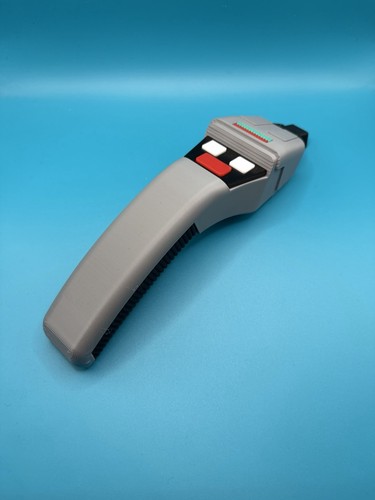 Star trek phaser prop - prop, display