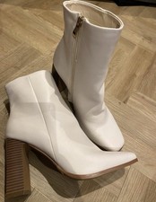 Just Fab Cream And Rab Ankle