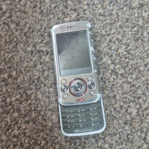 Tg1943 sony ericsson - sony,