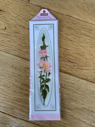 Bookmark embroidered pink rose - pink,