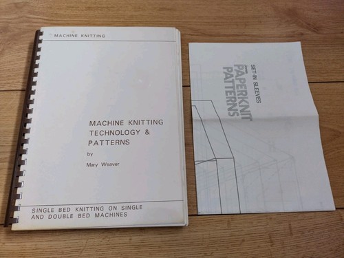 Mary weaver knitting - knitting, machine