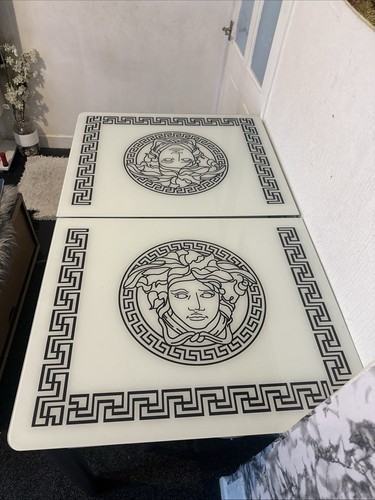 Dinner table - table, ￼