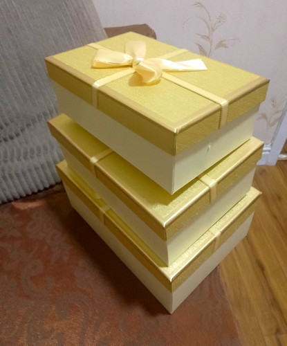 Gold white rectangular - &,