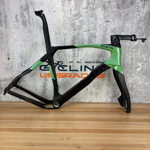 Low mile 2023 pinarello - mile!,