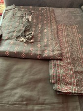 Women’s three Piece Stitched