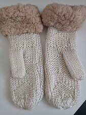 Primark cream gold knitted mittens gloves 