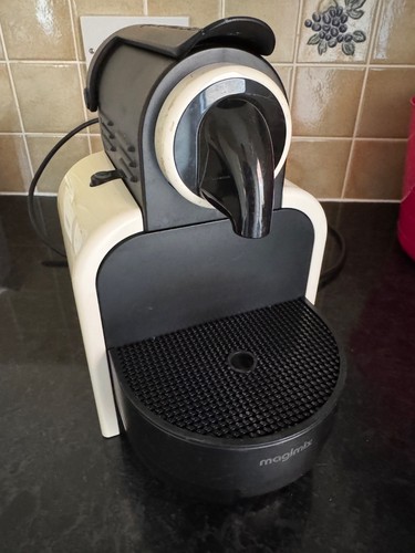 Magimix nespresso m100 coffee - magimix,