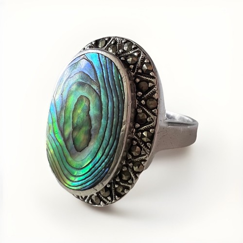 Antique art deco green - art,
