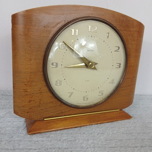 Vintage smiths mantel - vintage,