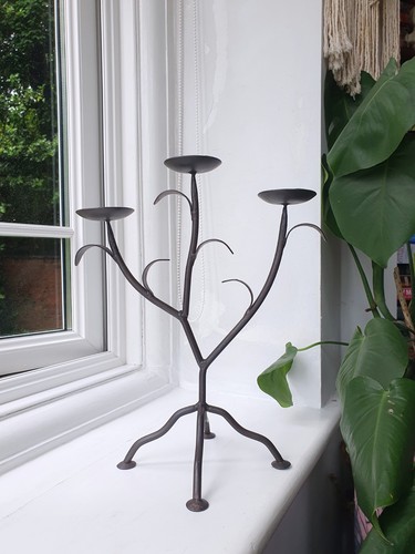 Vintage iron arm pillar - iron,