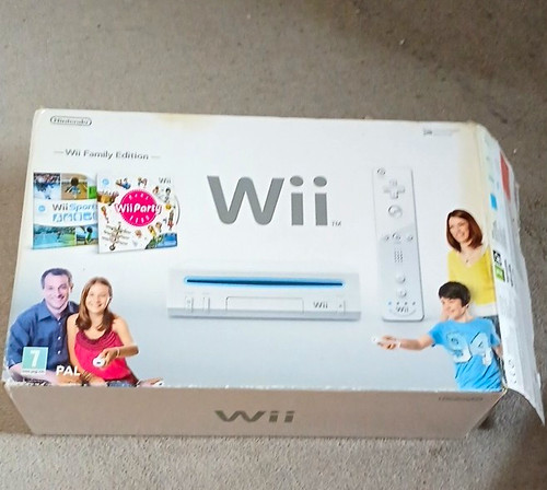 Nintendo wii family - nintendo,