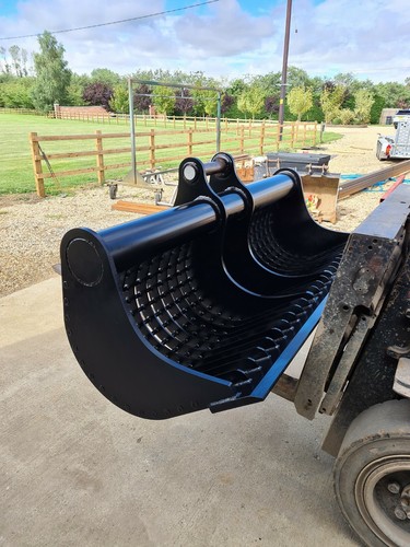 Digger bucket riddle - , 2m
