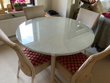 Lloyd Loom circular table with glass top and 4 chairs