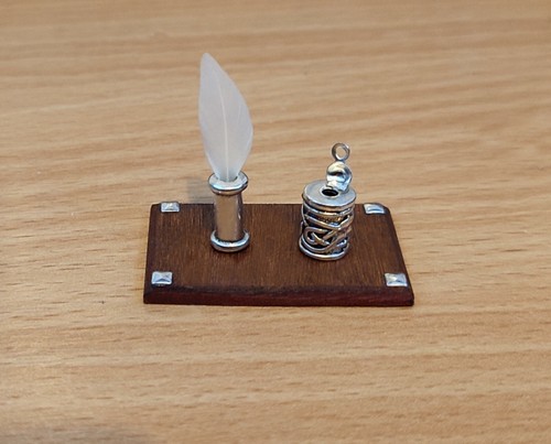 Dolls house miniature - 1/12,,