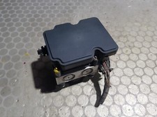 2014 Renault Clio mk4  1.5 DCI Abs Pump 476605490r