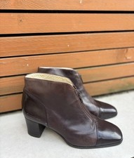 BALLY Brown Ankle Leather Zip