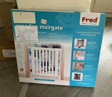 Fred Wooden Stairgate - New