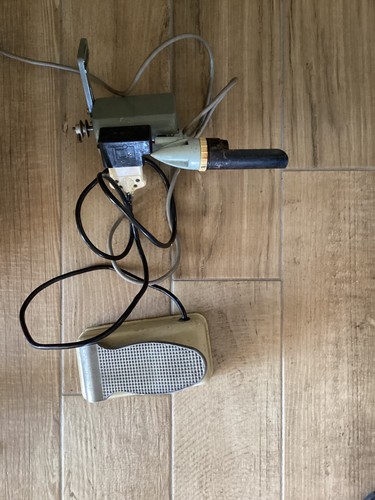 Universal sewing machine - universal,