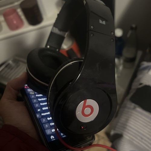 Beats dre monster studio - by,