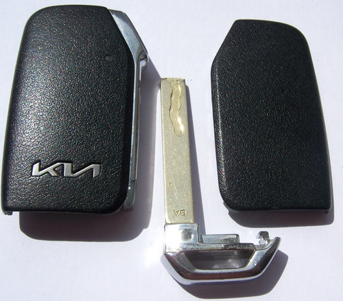 Genuine used kia - genuine, button