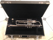 Yamaha YTR 4335G Silver coloured trumpet