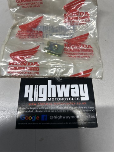 Honda 125 genuine clip - honda,