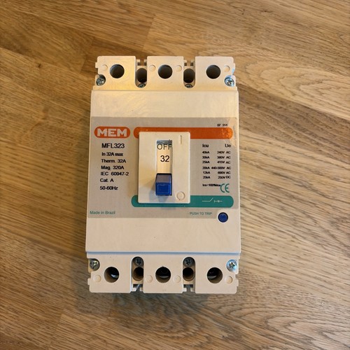 Mem mccb amp triple pole - mem, 32