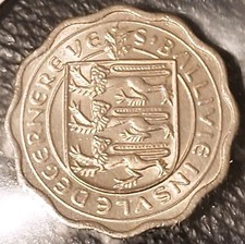 1959 GUERNSEY THRUPENCE COIN -