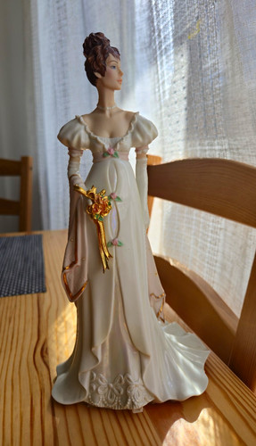 Franklin mint figurine - mint,