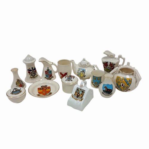 Vintage crested ware - crested, lot