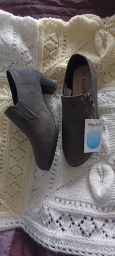 Bnwt ladies faux suede grey - ladies,