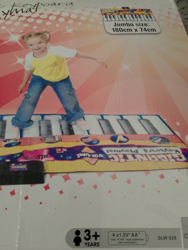 Gigantic keyboard playmat - gigantic,