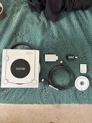 Gamecube bundle with gameboy - gamecube,